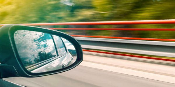 3 Reasons to Immediately Replace a Broken Side Mirror