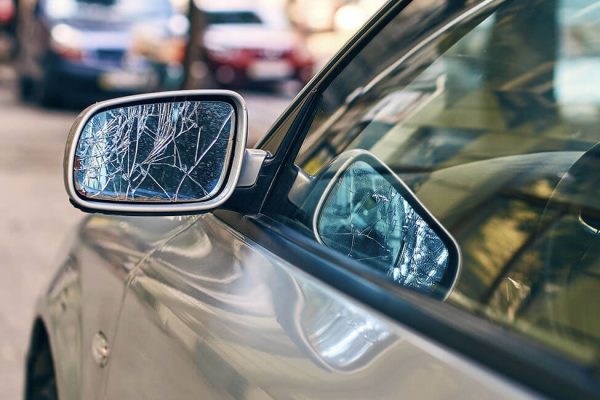 How to Identify and Address Side Mirror Damage